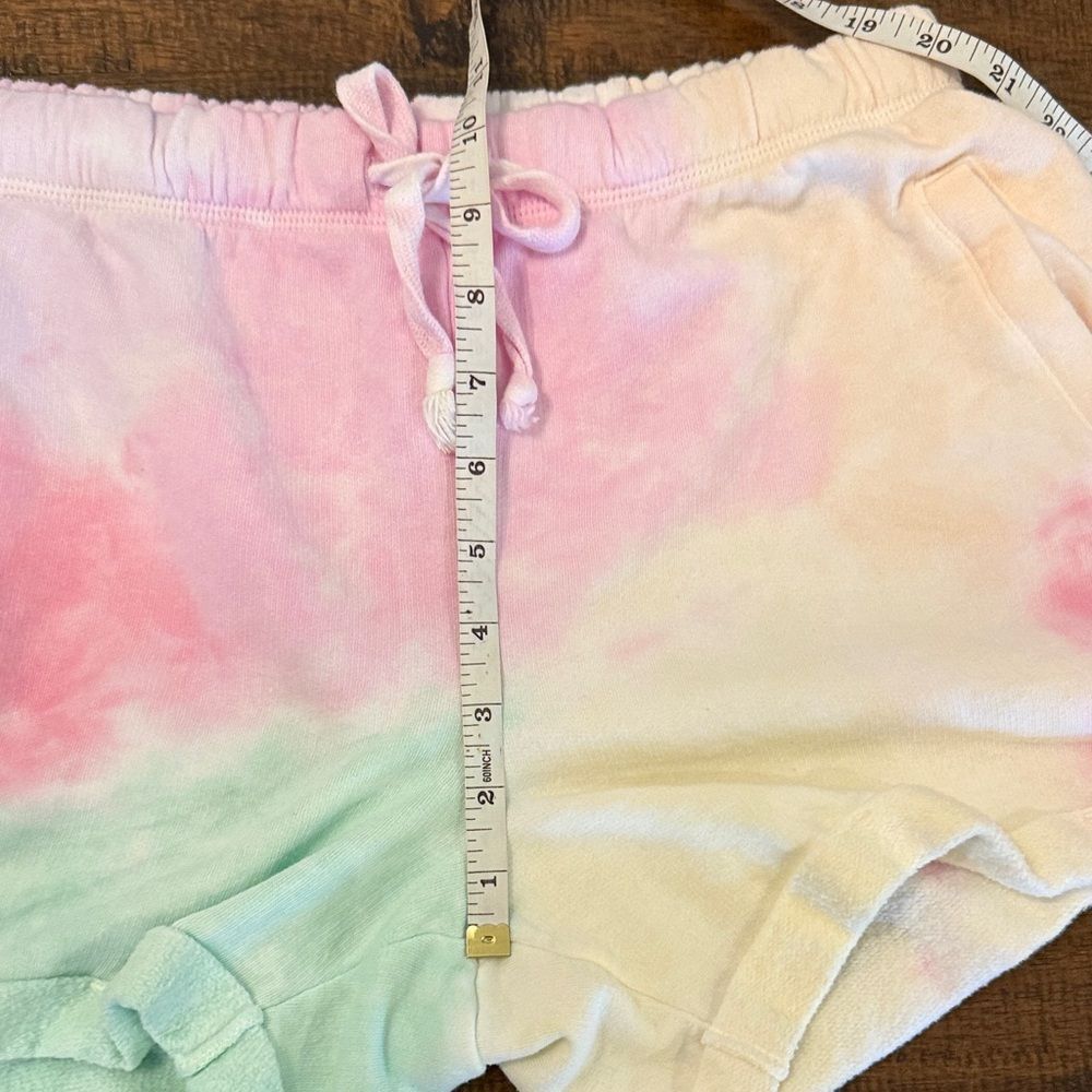 Victoria’s Secret Pink Tie-Dye Shorts - Picture 7 of 8